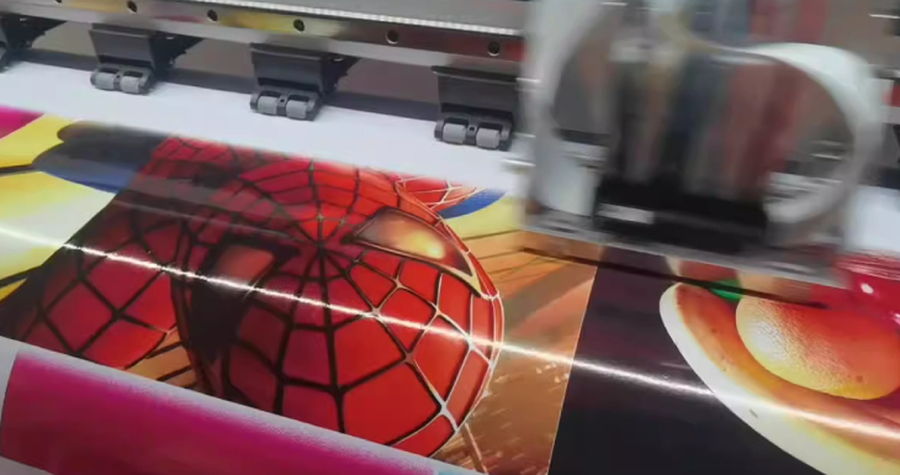 La impresión DTF y UV DTF permiten transferir diseños de alta calidad y detalles precisos