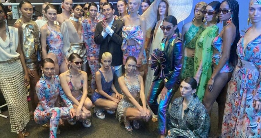 "Sirene" fue una colección disruptiva en un Fashion Meet aprovechando el potencial de la sublimación
